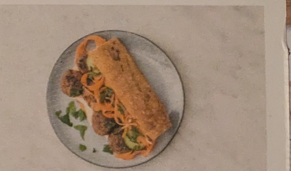 Step: Brothälften mit Gurkenscheiben belegen und...