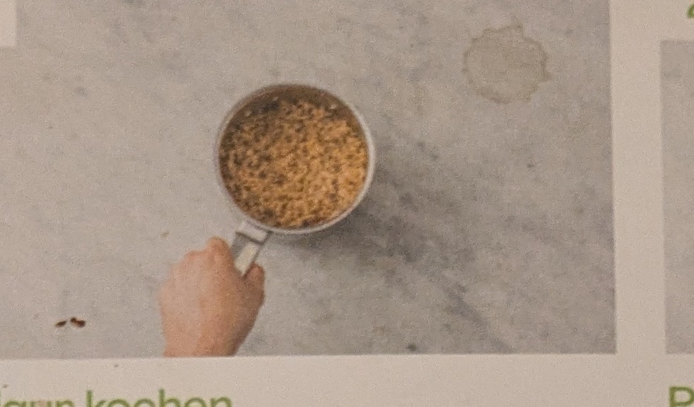 Step: In einen kleinen Topf 350 ml (für 2 Personen) /...